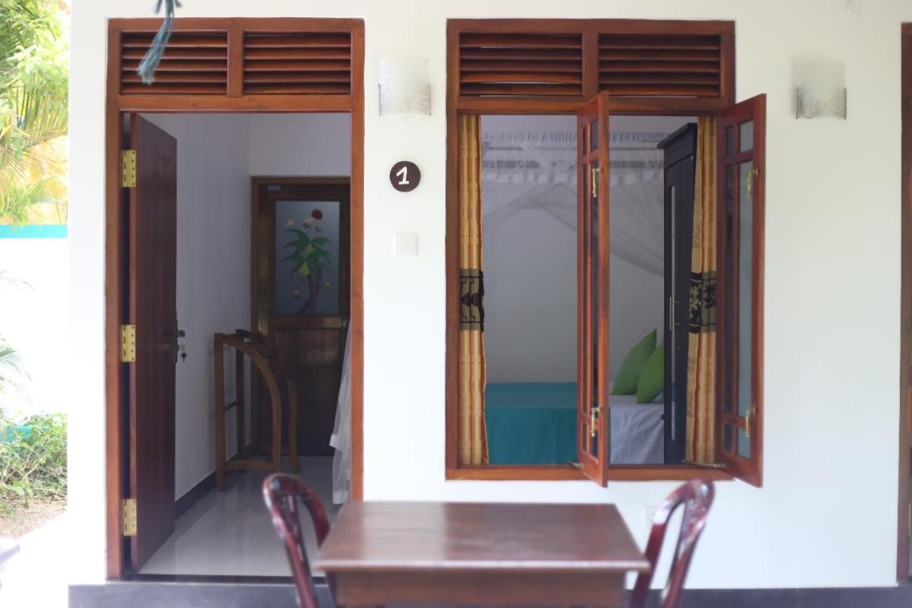 Bakery Family Guest House Mirissa Extérieur photo