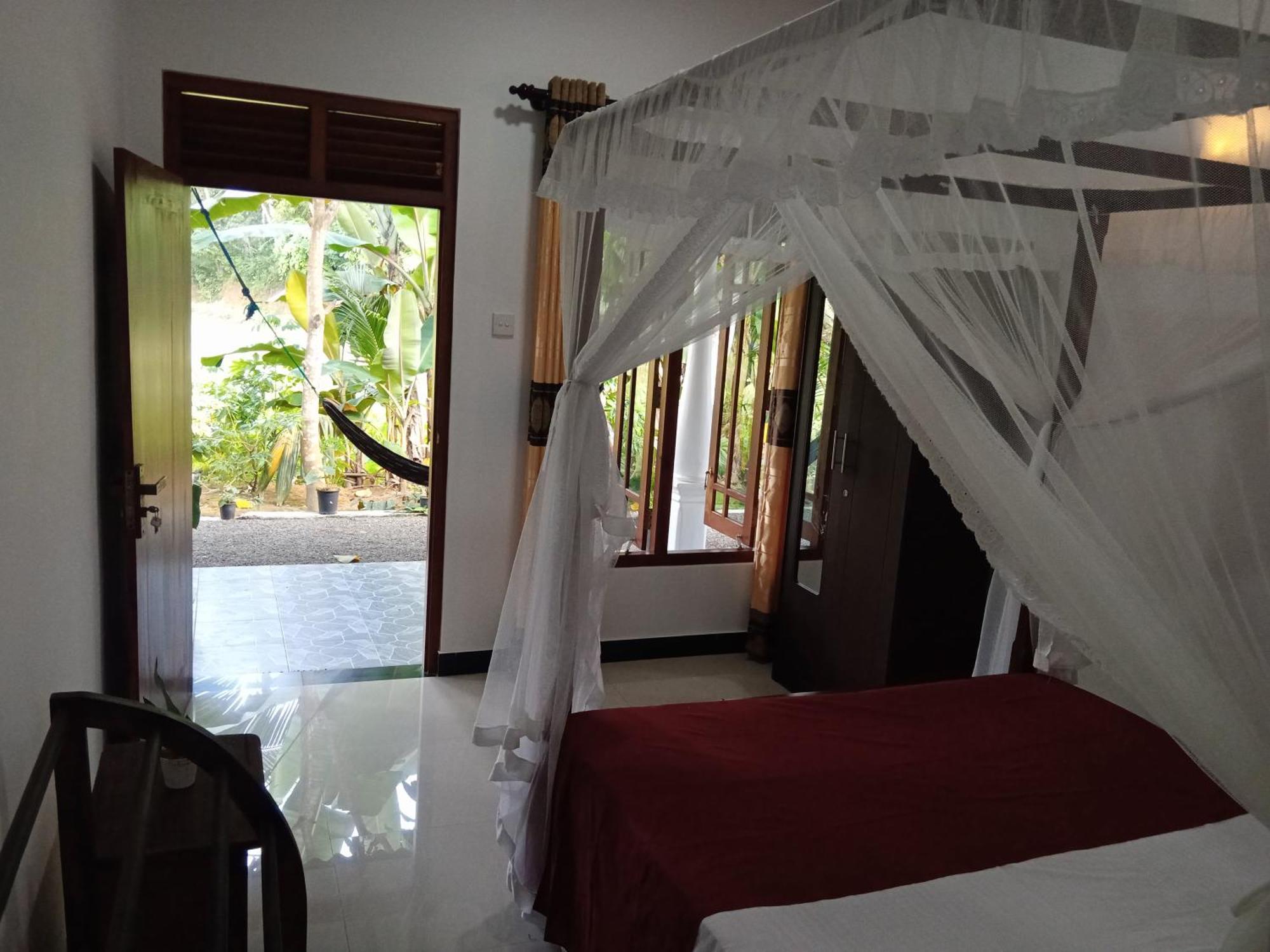 Bakery Family Guest House Mirissa Extérieur photo