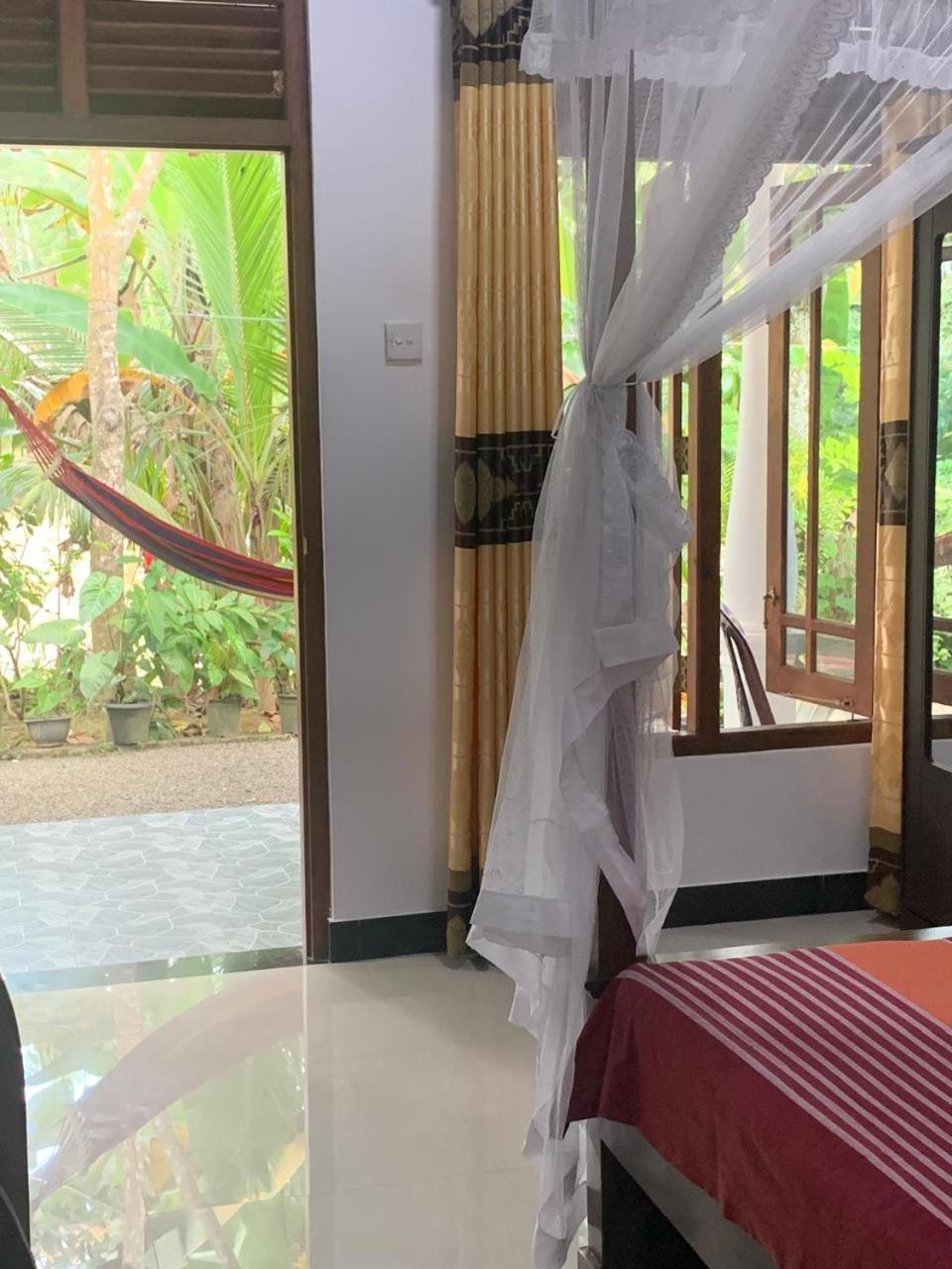 Bakery Family Guest House Mirissa Extérieur photo
