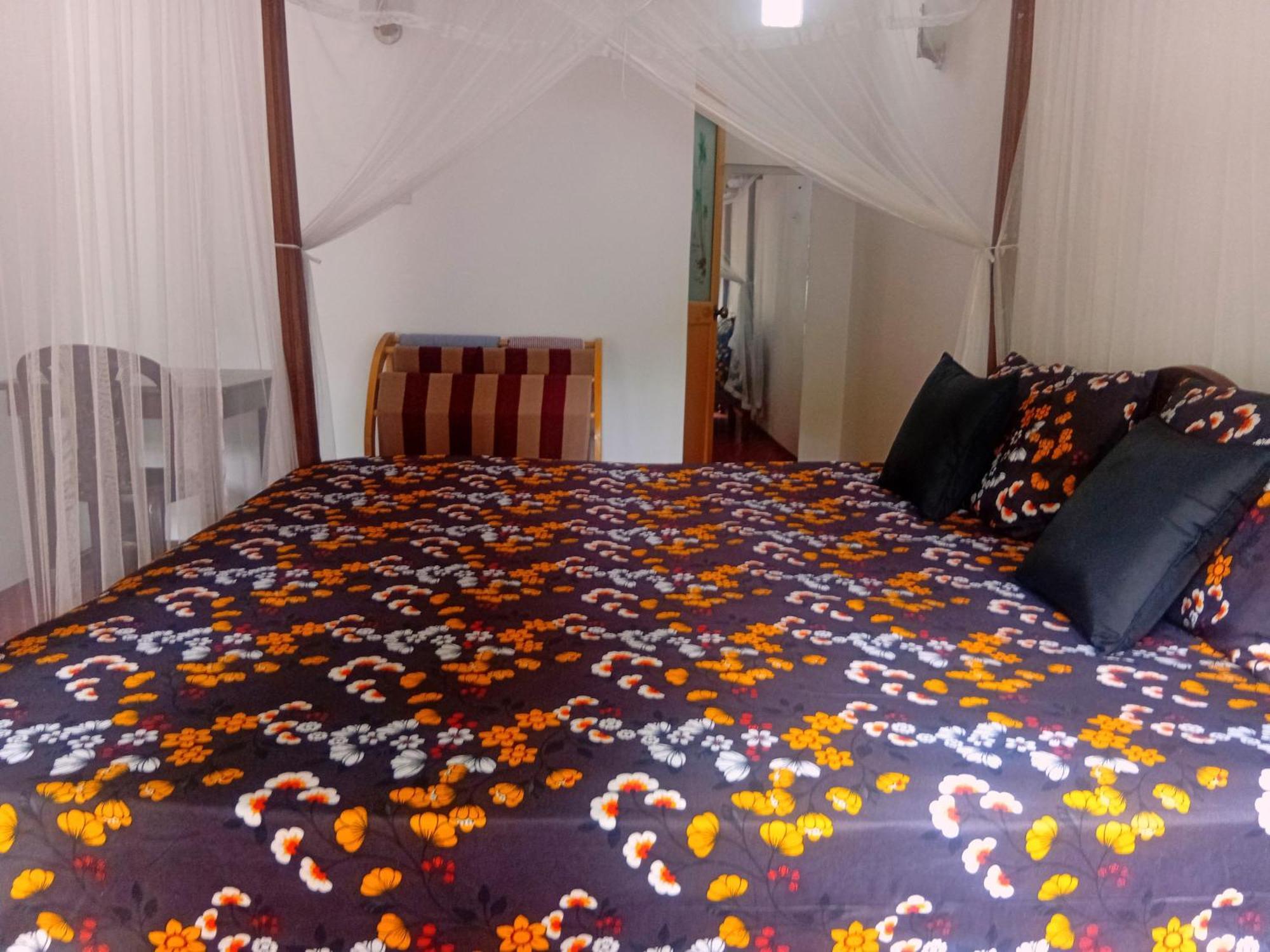 Bakery Family Guest House Mirissa Extérieur photo